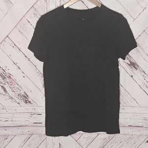 Caslon Black Short Sleeve Tee